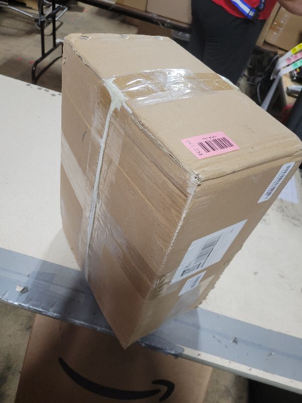 Photo 1 of 18 Pieces Insulating Fire Brick for Ovens, Kilns, Blacksmith, Fireplaces, Forges 9" x 4.5" x 0.79" 2310F Rated Insulating Fire Bricks