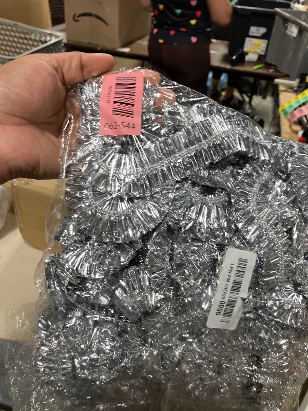 Photo 1 of 100Pcs Reusable Aluminum Foil Food Covers,2026 Upgraded Thickened Heat Retaining Covers,Elastic Stretch Food Storage Lids,Fresh Keeping Food Cover for Kitchen Meal Prep Picnic BBQ Leftovers