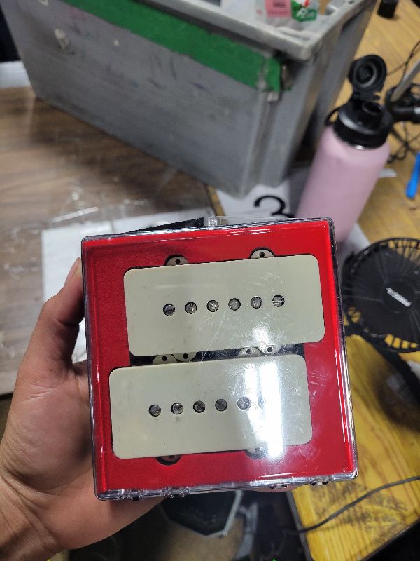 View 5 of Fender Pure Vintage '65 Jazzmaster Pickup Set
