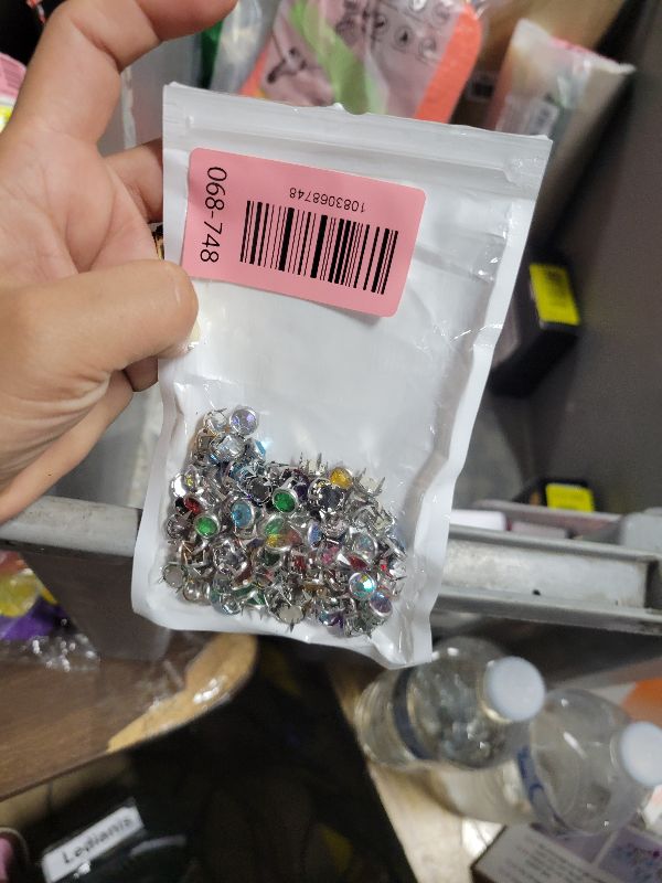 Photo 1 of 200Pcs 8mm Rhinestone Studs for Clothing, Metal Claw Nailhead Spike Rivets Studs for Leather Craft Punk Rock Clothing Fashion Belts Bags Shoes Bracelets Collar Accessories (Mixed Colors)