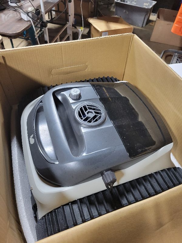 Photo 1 of (2026 New) BUBLUE C10 Gen2 Cordless Robotic Pool Vacuum for Inground Pools Max to 210-Min Runtime, Triple Motor Pool Cleaner Robot with Smart Navigation & App Control, Floor Waterline Cleaning (White)