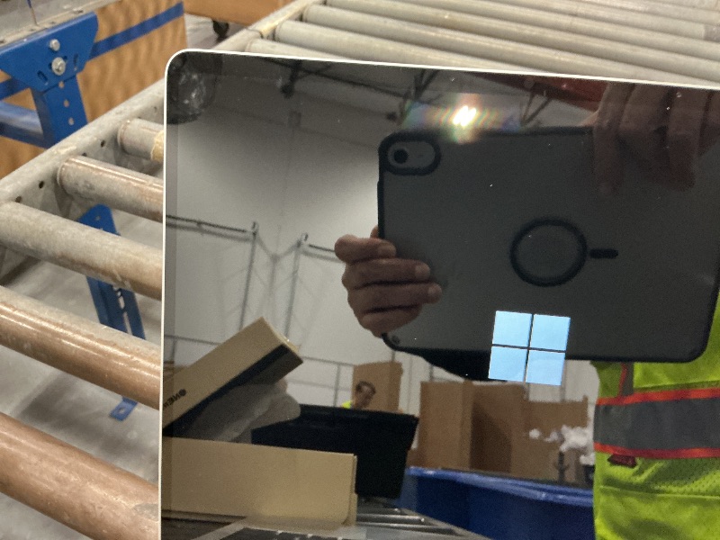 Photo 1 of Microsoft Surface Laptop 13" Copilot+ PC
