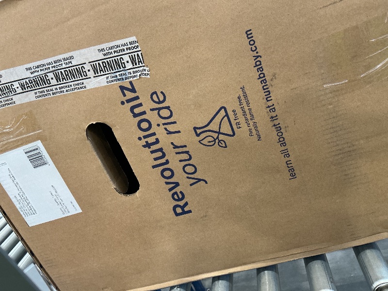Photo 1 of Graco EasyTurn 360 Convertible Car Seat
