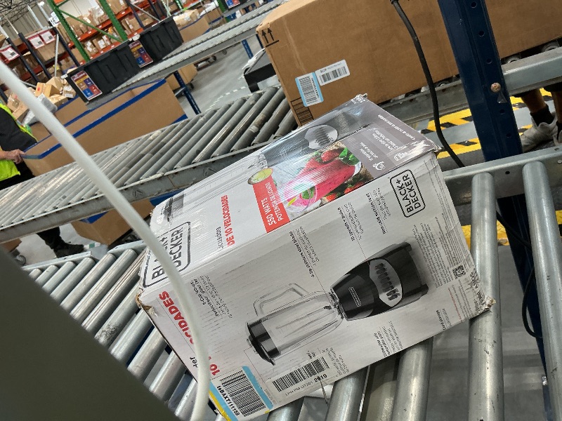 Photo 1 of BLACK+DECKER PowerCrush Multi-Function Blender