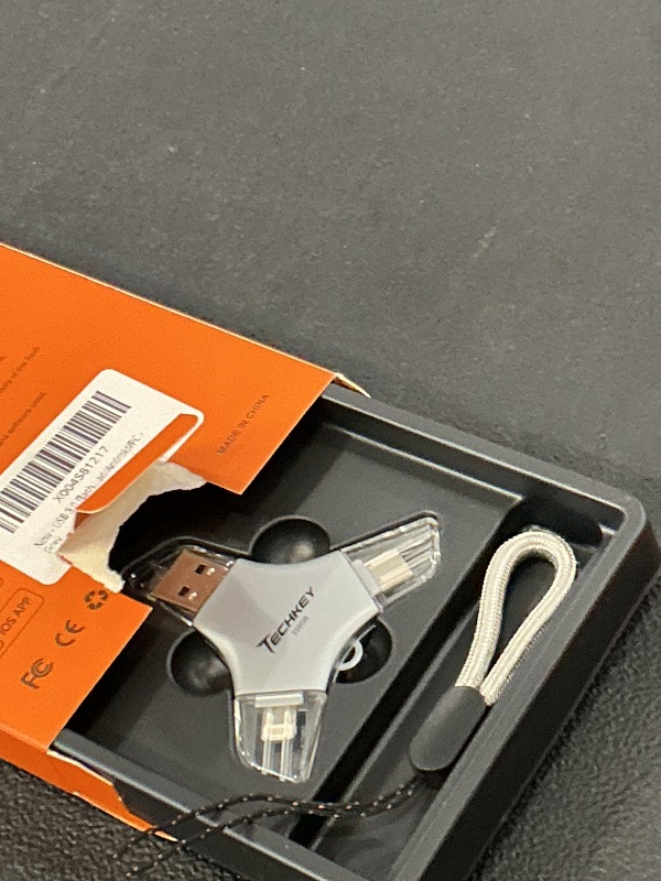 Photo 1 of USB TECHKEY