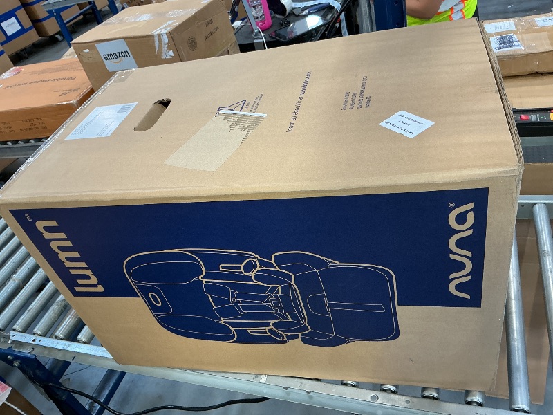 View 3 of Lumn carseat
