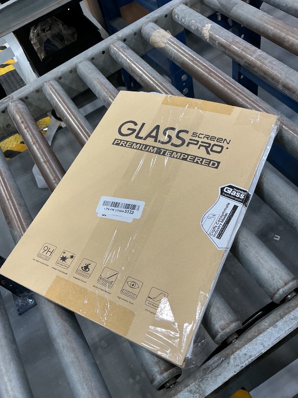Photo 1 of MUBUY-GOL 13.3" Tempered Glass Screen Protector (16:9)