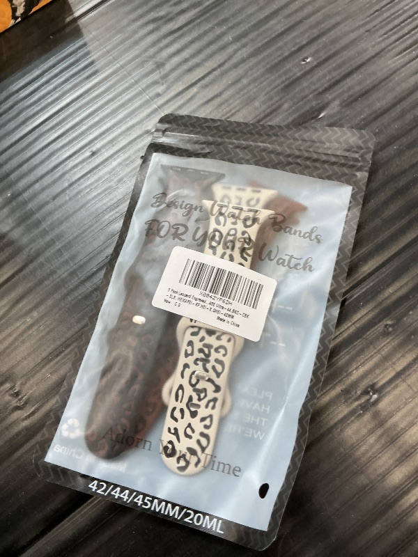 Photo 1 of CreateGreat Leopard Engraved Silicone Watch Bands for Apple Watch