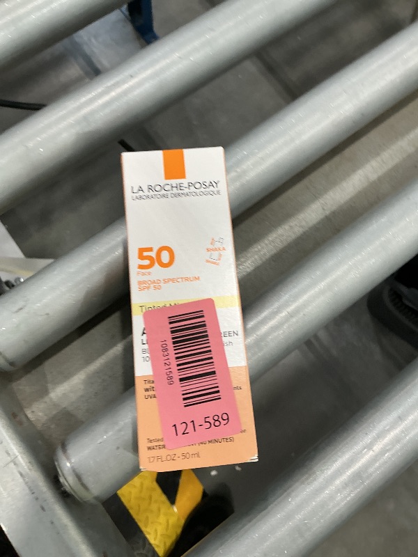Photo 1 of La Roche-Posay Anthelios Tinted Mineral Sunscreen for Face SPF 50, Light