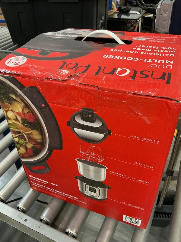 Photo 1 of Instant Pot 6Qt Duo 120V V5