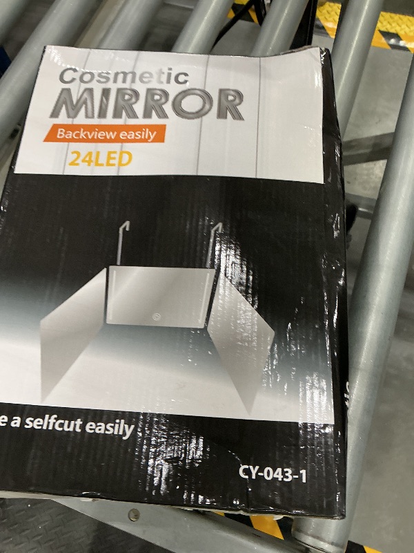 Photo 1 of HIEEY 3 Way Mirror for Hair Cutting with LED