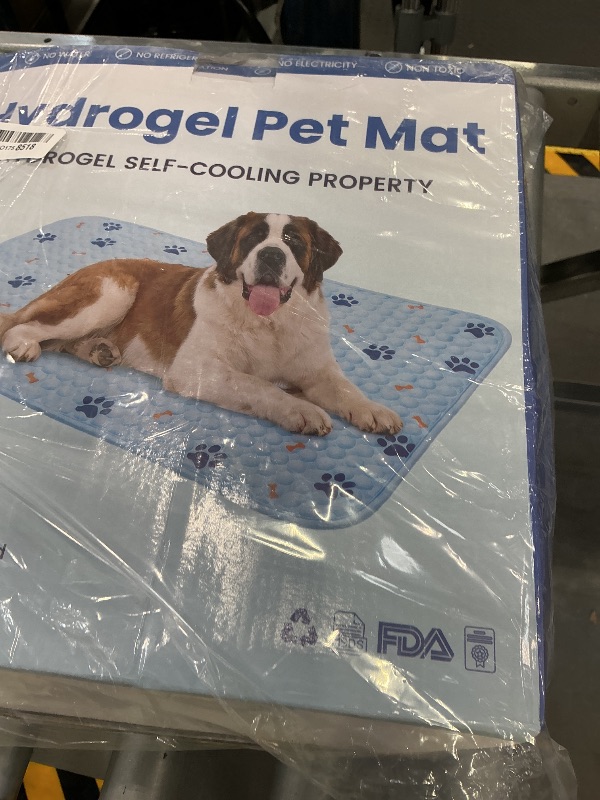Photo 1 of SiniReta Gel Cooling Mat for Dogs