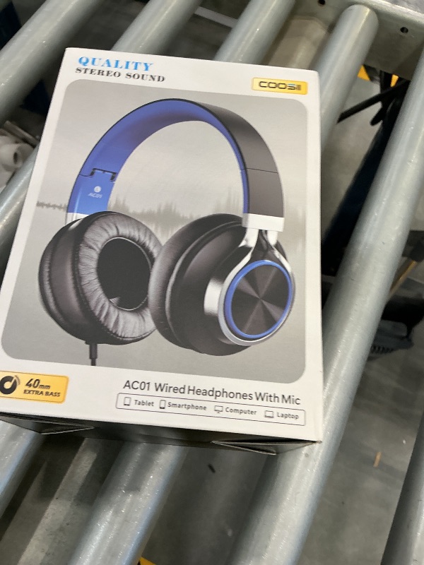 Photo 1 of COOSII AC01 Over-Ear Headphones with Mic