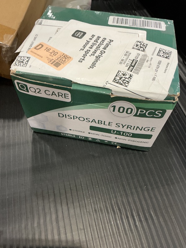 Photo 1 of EassYring 1mL Syringes