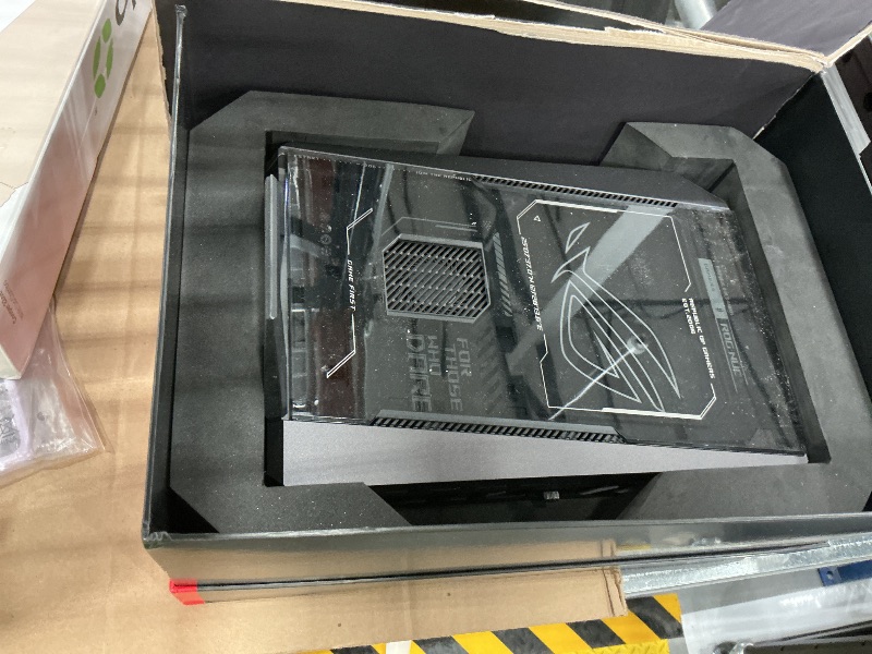 Photo 1 of ASUS ROG NUC Mini PC Intel Core Ultra 9 RTX 5080 32GB RAM 2TB SSD