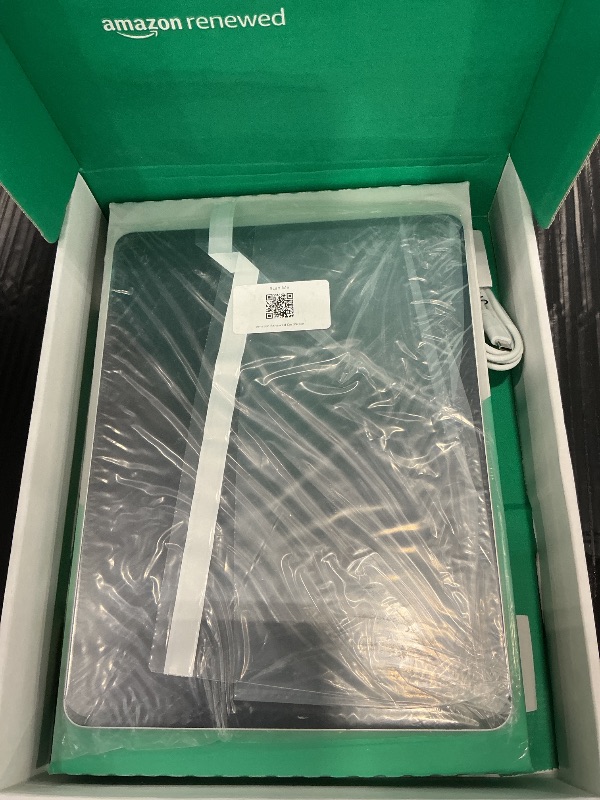 Photo 1 of ******LOCKED******Apple iPad Pro 12.9" (6th Gen, Wi-Fi, 128GB) - Silver
