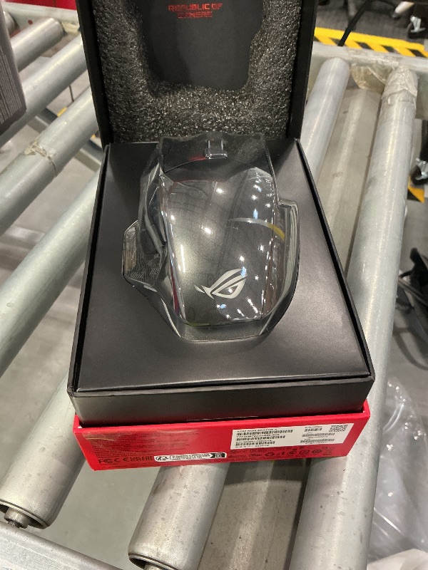 Photo 1 of ASUS ROG Spatha X Wireless Gaming Mouse