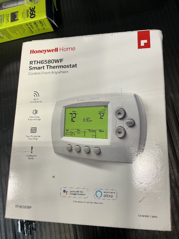 Photo 1 of Honeywell Home RTH6580WF Wi-Fi Programmable Thermostat