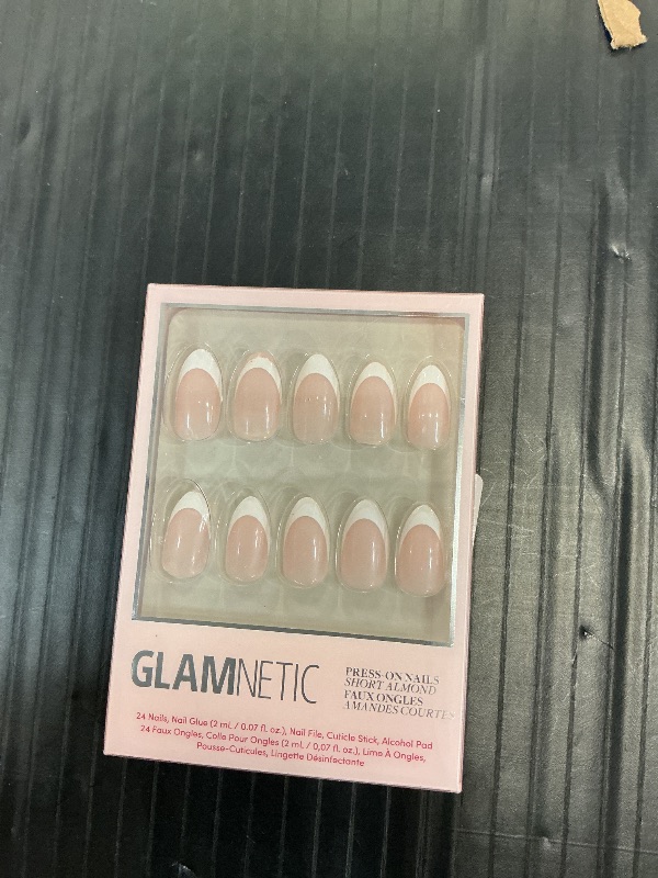 Photo 1 of Glamnetic Short Almond Press On Nails