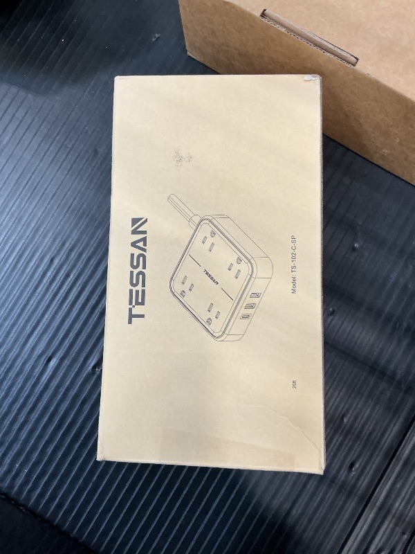 Photo 1 of TESSAN Surge Protector Power Strip with 20W PD USB-C, 25ft Flat Cord