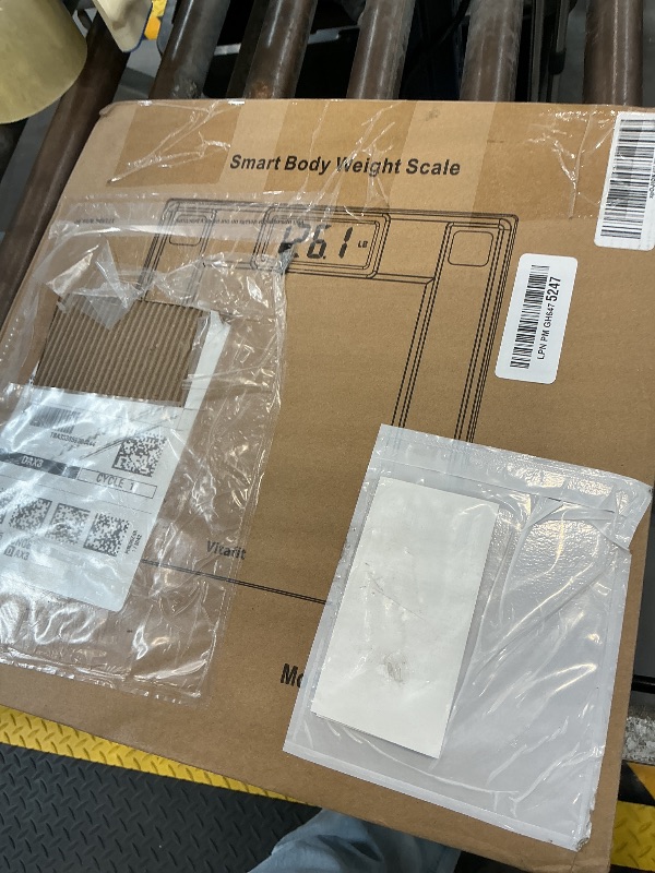 Photo 1 of Vitafit 550lb Digital Bathroom Scale with Smart APP