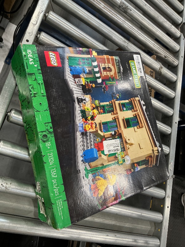 Photo 1 of LEGO Ideas 123 Sesame Street Building Set 21324