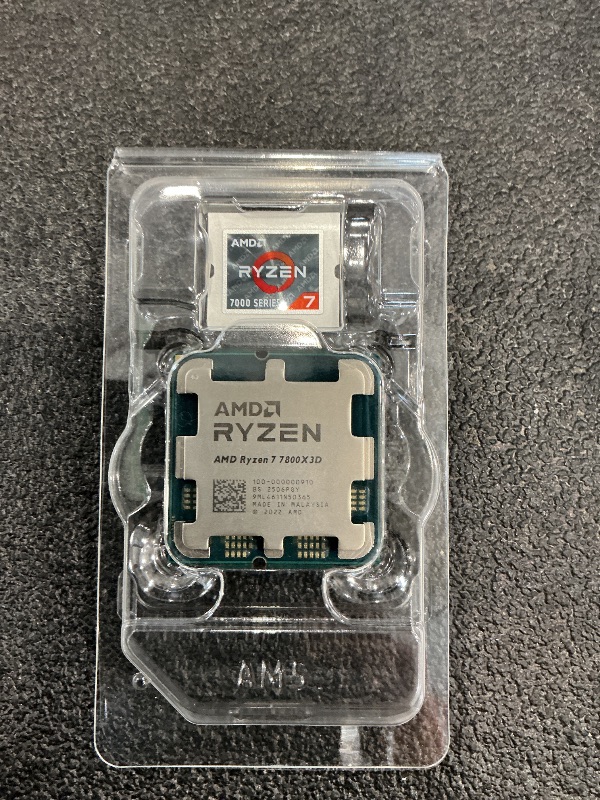 Photo 1 of AMD Ryzen 7 7800X3D 8-Core Desktop Processor