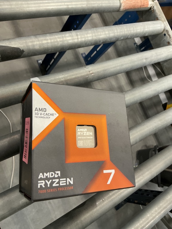 Photo 1 of AMD Ryzen 7 7800X3D 8-Core Desktop Processor