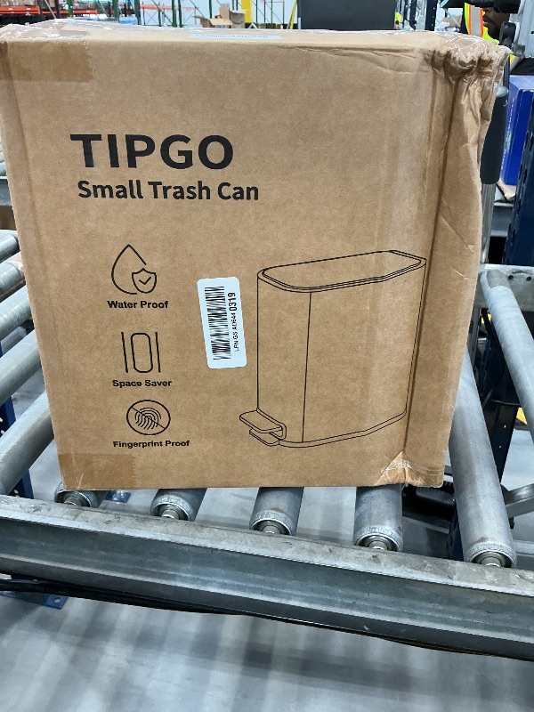 Photo 1 of TIPGO Bathroom Trash Can, 5L, White