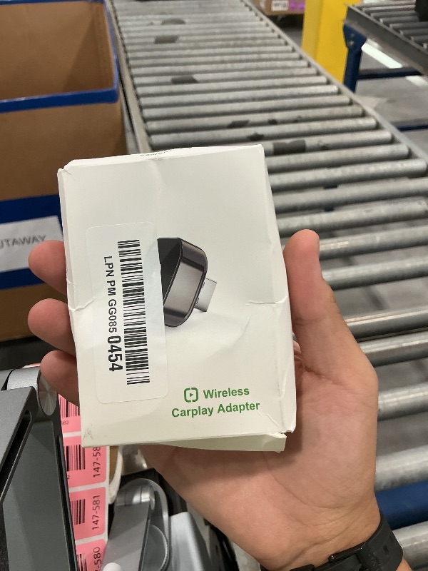 Photo 1 of Shrandi 2-in-1 Wireless CarPlay & Android Auto Adapter