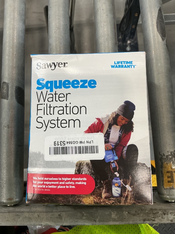 Photo 1 of Sawyer SP129 Squeeze Water Filtration System