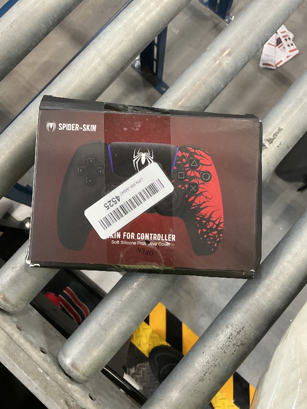 Photo 1 of Darno Red PS5 Controller Skin