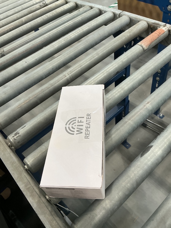 Photo 1 of WiFi Signal Boosrer Extender Range Extender Long Range Internet Wireless Repeater Up to 30 Devices