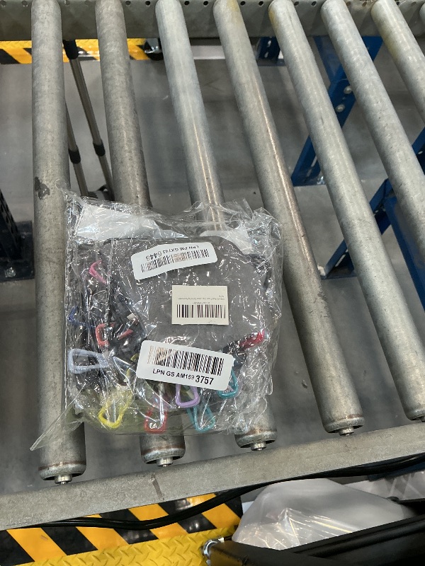 Photo 1 of Riveda 12ft Camping Clothesline with 12 Clips - 2 PackLPNGSAM1593757
LPNPMGX7436446
X004T1SCG1
