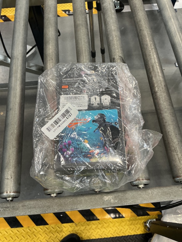 Photo 1 of Nisso Waterproof Phone Case