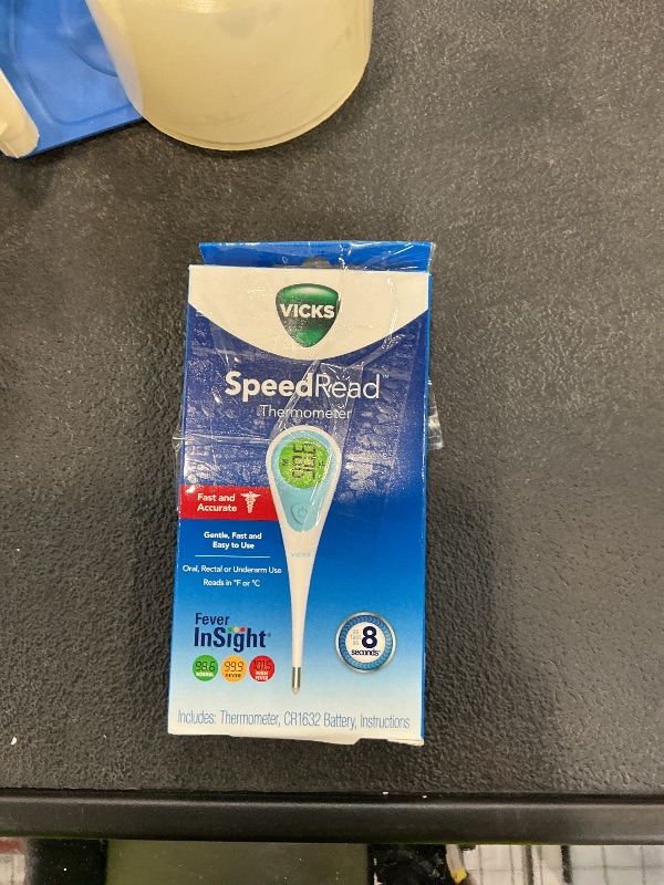 Photo 1 of Vicks SpeedRead Digital Thermometer (V912US)