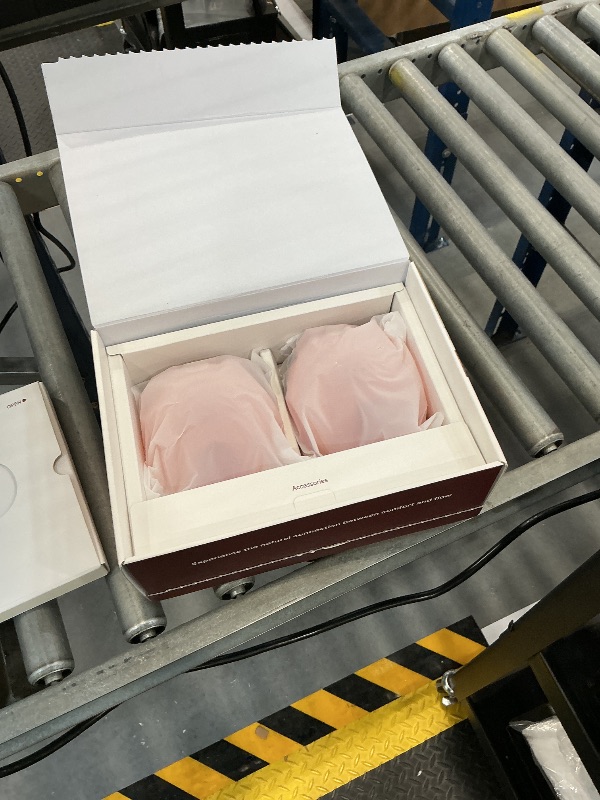 Photo 1 of Momcozy Wellness 1 Wearable Breast Pump