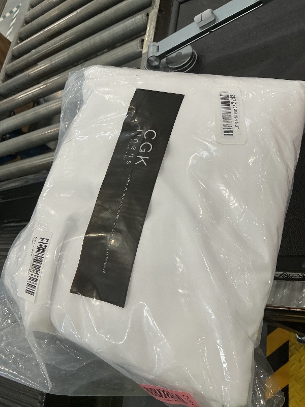 Photo 1 of CGK Unlimited King Size Sheet Set - White