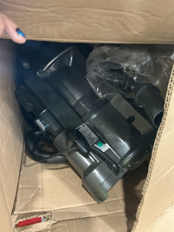 Photo 1 of Shark UV725 Lift-Away Upright Vacuum