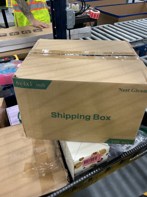 Photo 1 of Foldable boxes