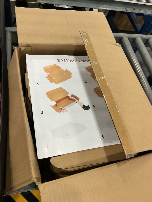 Photo 1 of Foldable boxes