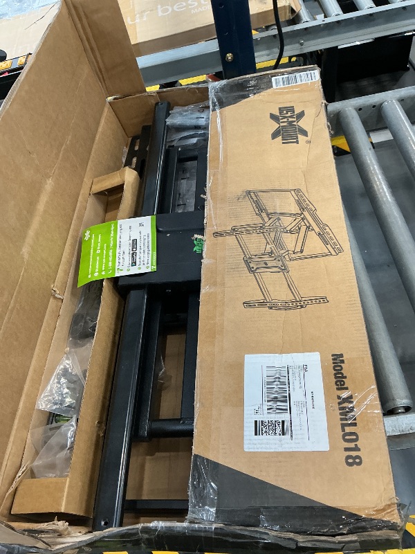 Photo 1 of USX MOUNT Full Motion TV Wall Mount