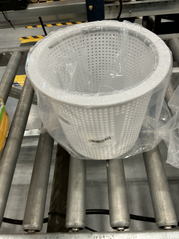 Photo 1 of WKZO Pool Skimmer Basket