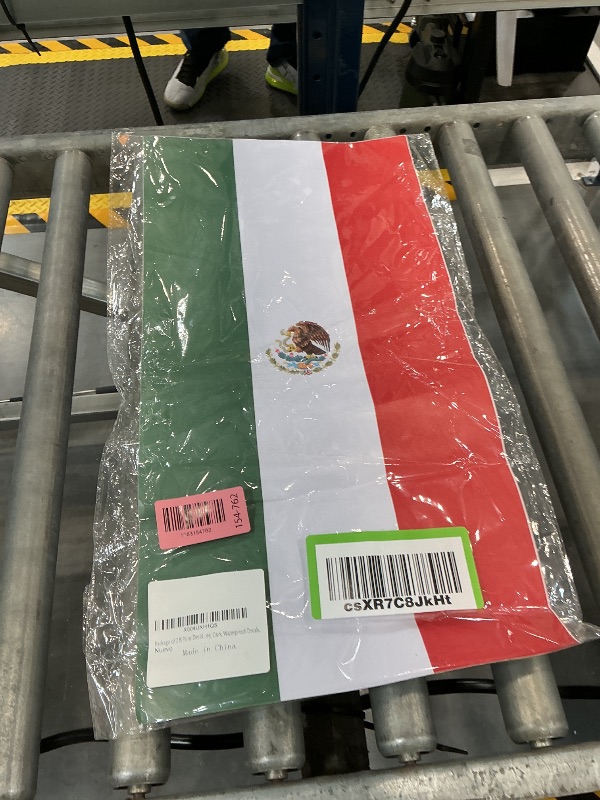 Photo 1 of Mexican Flag B-Pillar Decals (2-Pack)