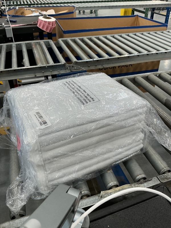 View 2 of SOLOSHINE Washable Waterproof Bed Pads - 52" x 34" (4 Pack)
