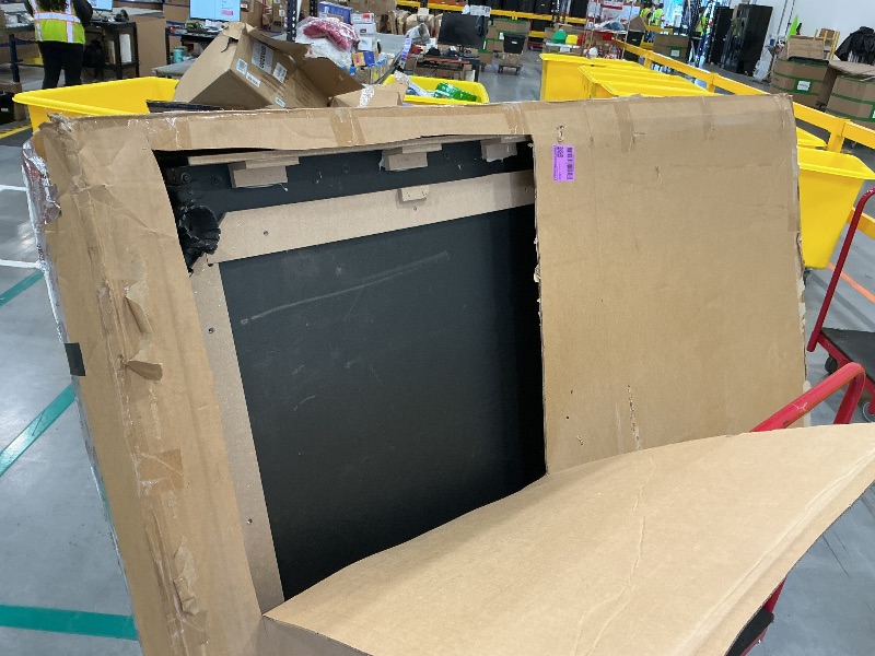 View 3 of GENERIC POOL TABLE TOP, UNKIWN MODEL, DAMAGED ****
