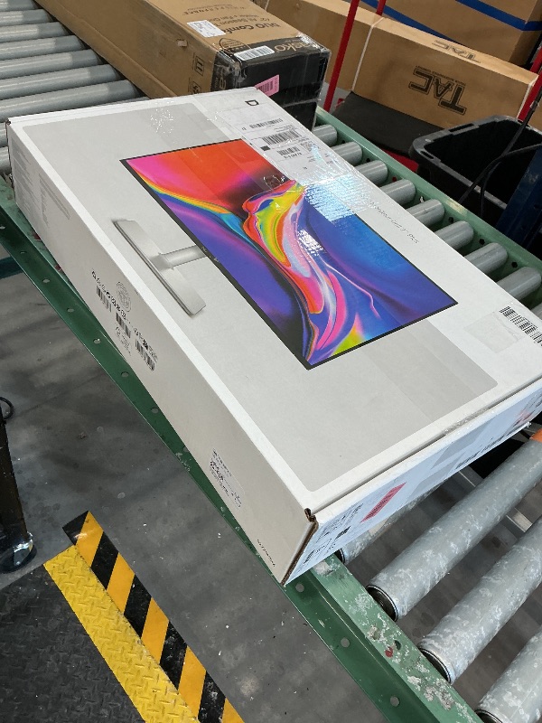 View 2 of NON-FUNCTIONAL. PARTS ONLY--------------Dell 27 Plus Monitor - S2725HSM - 27-inch FHD (1920x1080) 144Hz 1ms Display, 2 x 3W Speakers, HDMI Connectivity, Height/Tilt/Pivot/Swivel Adjustability, AMD FreeSync - Ash White