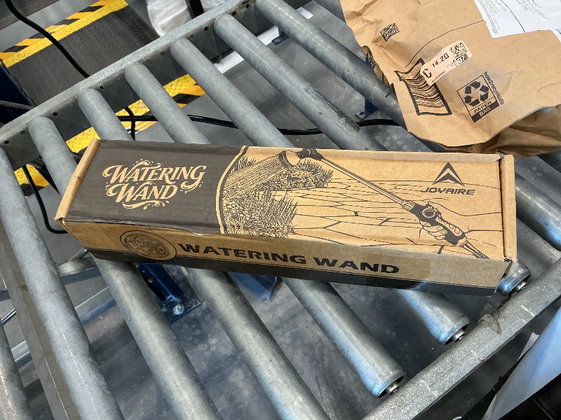 Photo 1 of JOYAIRE 24-Inch Watering Wand with Pivoting Head