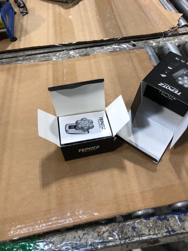 Photo 1 of ** NOT CHARGING *** ***08/01 SOLD FOR PARTS // FINAL SALE ***TEPOTZ Electric Head Shavers for Bald Men, 7D Detachable Head Shaver, Wet/Dry, Electric Razor, Long-Lasting Battery-Matte Gunmetal