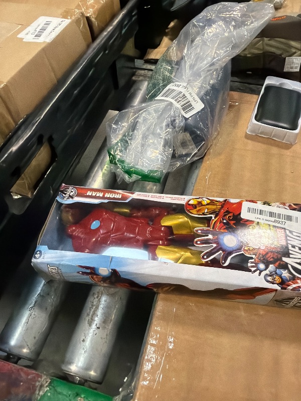 View 2 of ***HEAD IS BROKEN*** Hasbro Marvel Avengers Series Marvel Assemble Titan Hero Iron Man 12' Action Figure